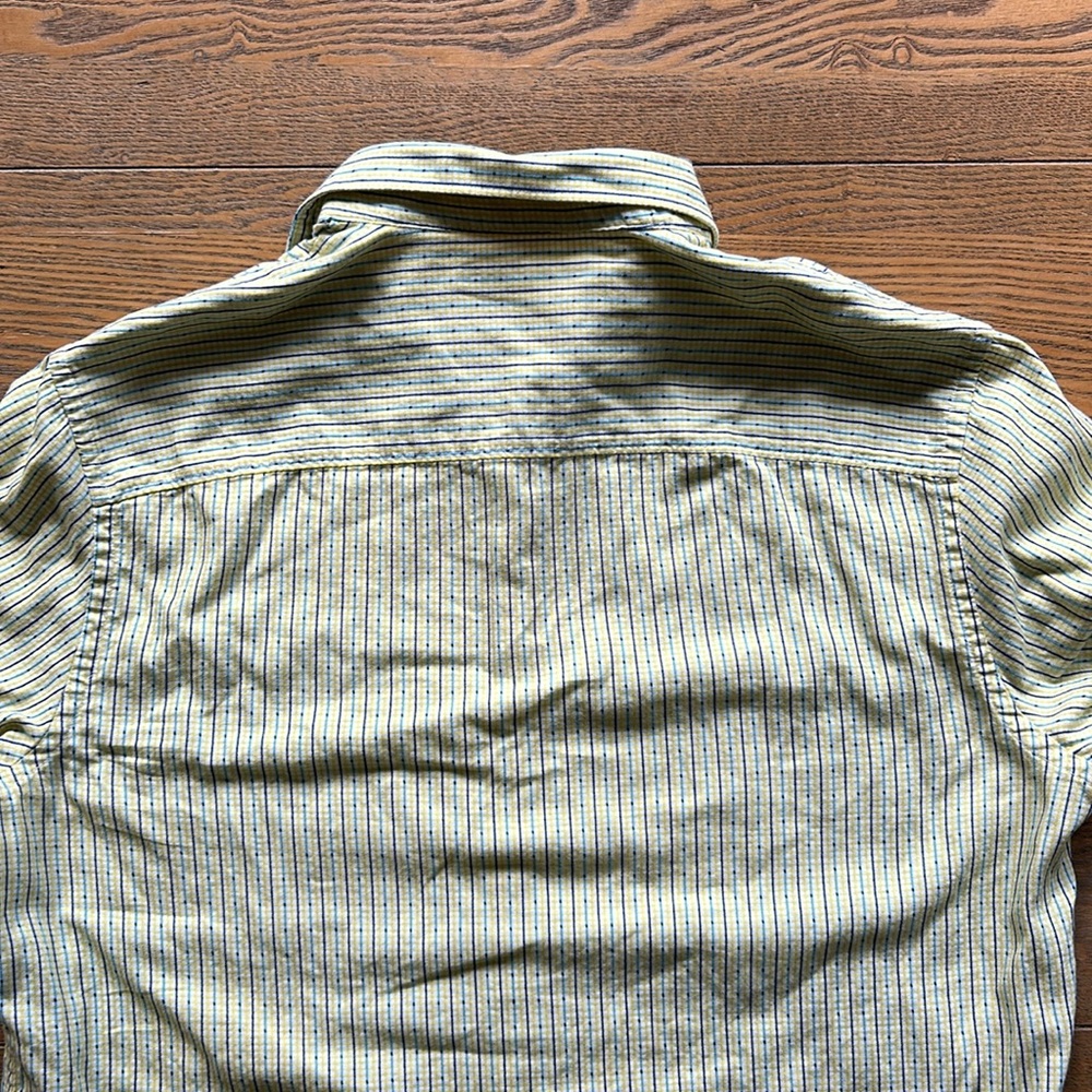 PERRY ELLIS - Large Button Down - Picture 6 of 6